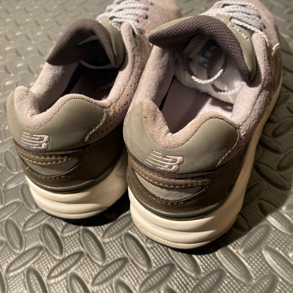 New Balance 999 Reengineered Grey Suede classic size 10 womens shoes - Picture 6 of 8